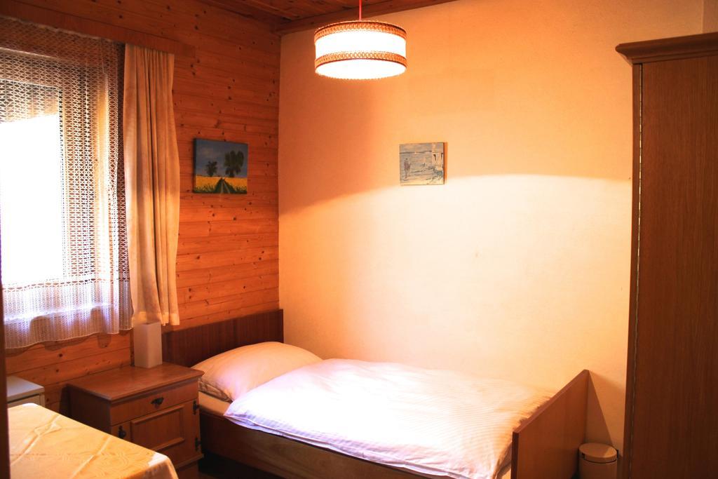 Gaestehaus Moser Ranten Szoba fotó